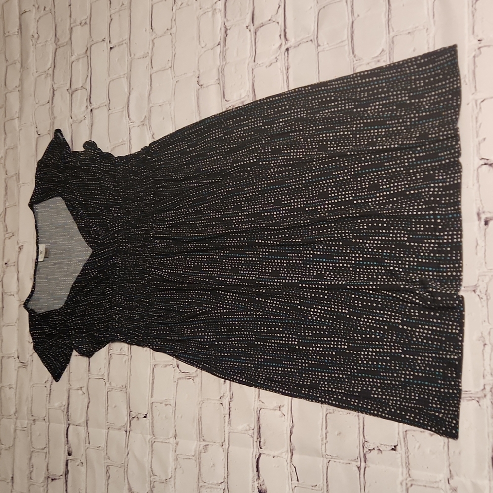 Medium Black Worthington dress with gray, teal, and purple dot pattern